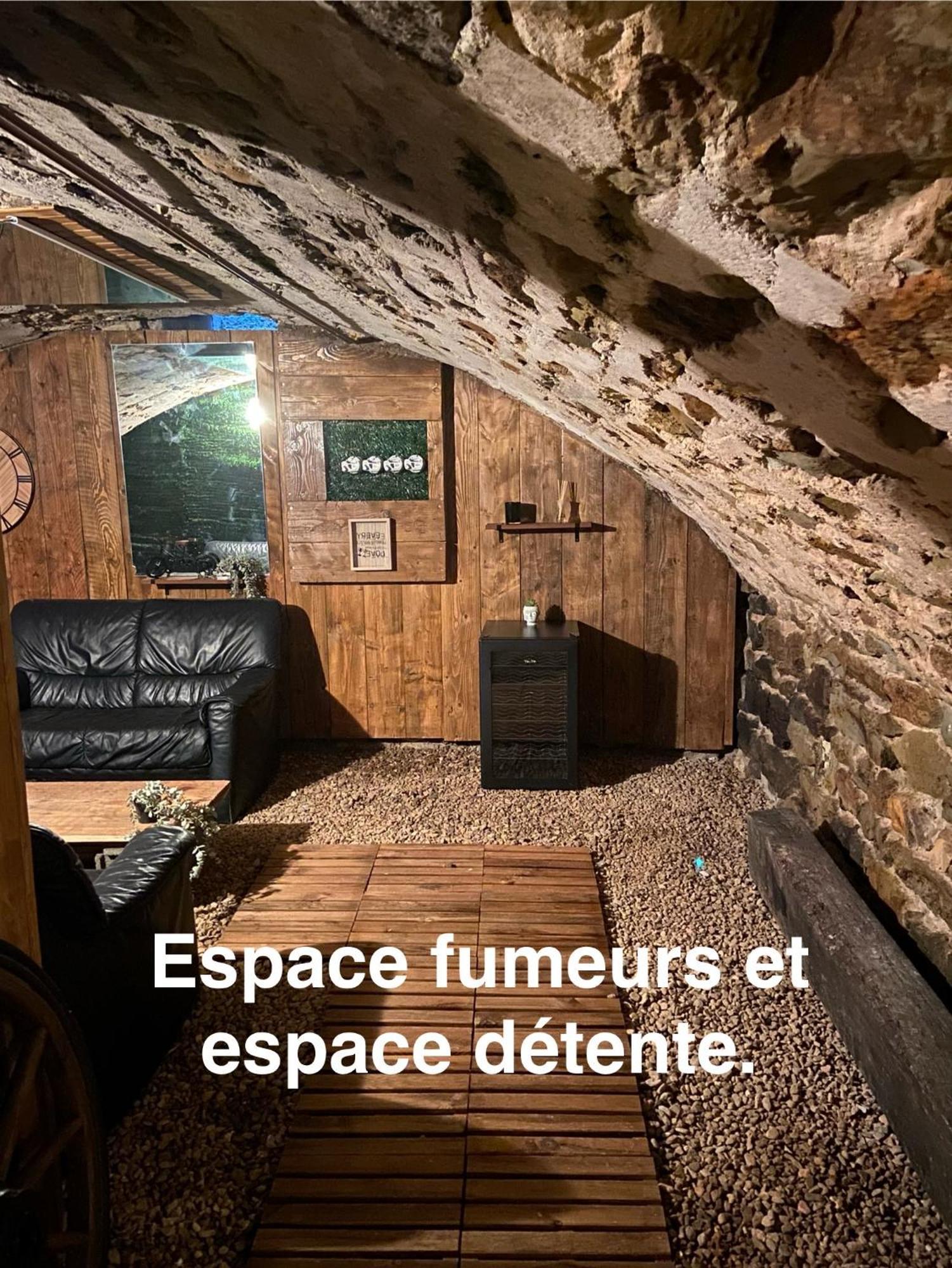 Les Pichies, T2 Maxou, Centre Ville. Digoin Buitenkant foto